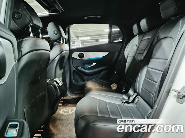 Mercedes-Benz GLC-Class 2018 — photo 9