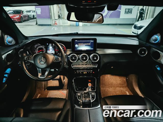 Mercedes-Benz GLC-Class 2018 — photo 10