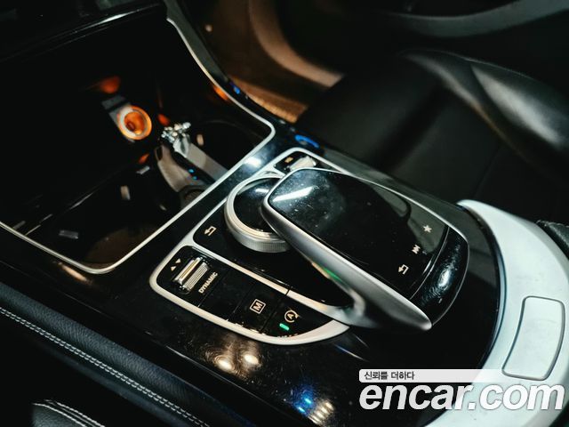 Mercedes-Benz GLC-Class 2018 — photo 15