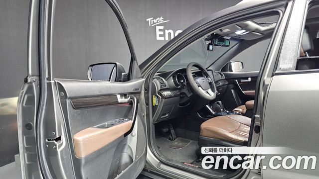 Kia Sorento 2012 — photo 10