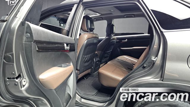 Kia Sorento 2012 — photo 12
