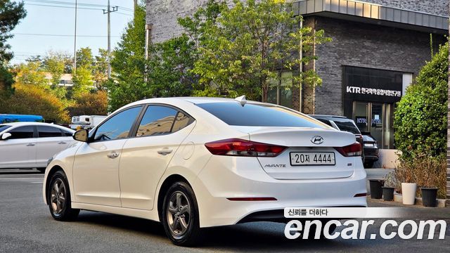 Hyundai AVANTE 2017 — photo 4