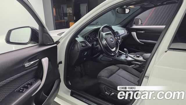 BMW 1-Series 2018 — photo 10