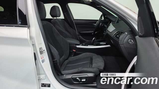 BMW 1-Series 2018 — photo 11