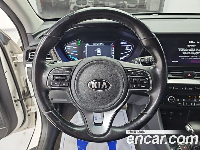 Kia Niro 2020 — photo 10