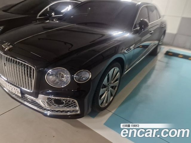 Bentley Flying Spur 2022 — photo 2