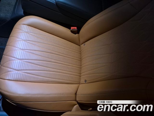 Bentley Flying Spur 2022 — photo 4