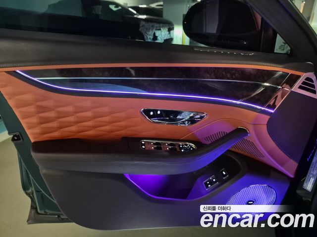 Bentley Flying Spur 2022 — photo 5