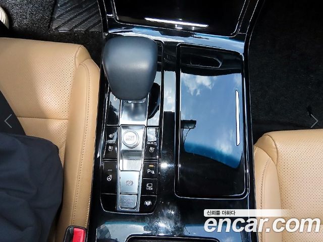 Kia K7 2020 — photo 10
