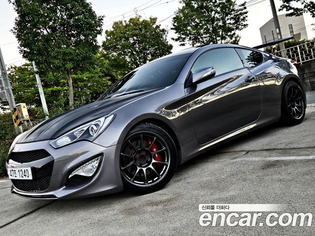 Hyundai Genesis 2009 — photo 16