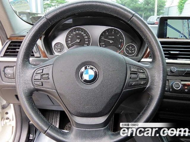 BMW 3-Series 2015 — photo 8