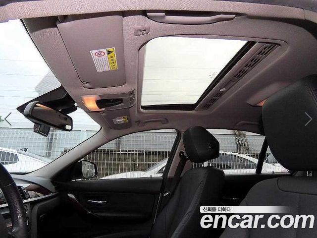 BMW 3-Series 2015 — photo 18