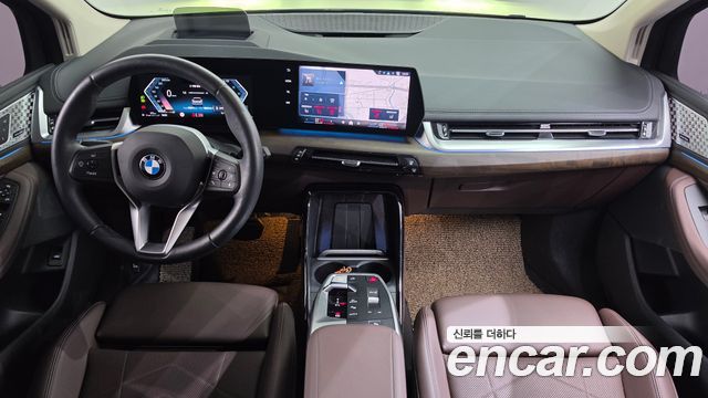 BMW 2-Series 2025 — photo 10