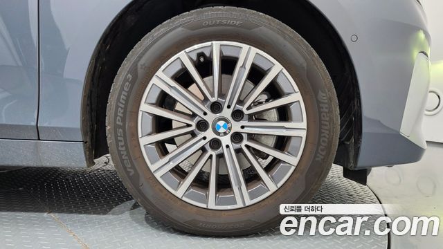 BMW 2-Series 2025 — photo 7