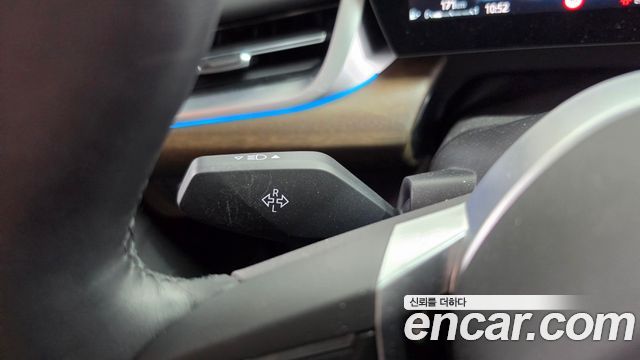 BMW 2-Series 2025 — photo 28
