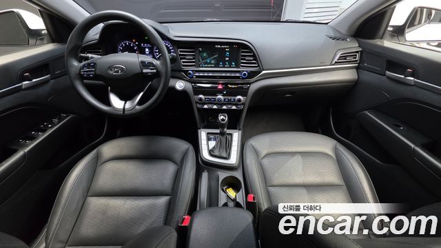 Hyundai AVANTE 2020 — photo 10