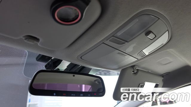 Hyundai AVANTE 2020 — photo 24