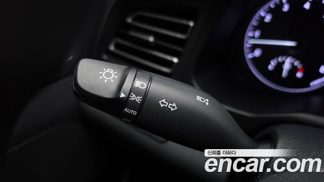 Hyundai AVANTE 2020 — photo 27