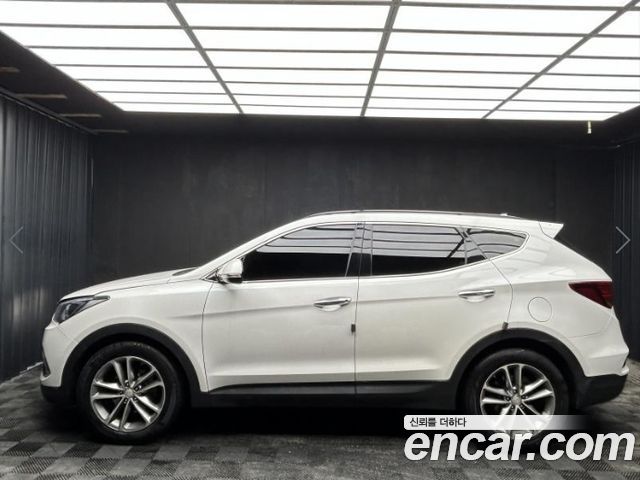 Hyundai Santafe 2016 — photo 3