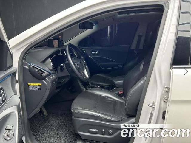Hyundai Santafe 2016 — photo 6