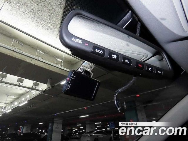 Kia K5 2019 — photo 16