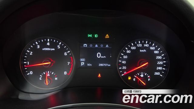 Kia K7 2016 — photo 11