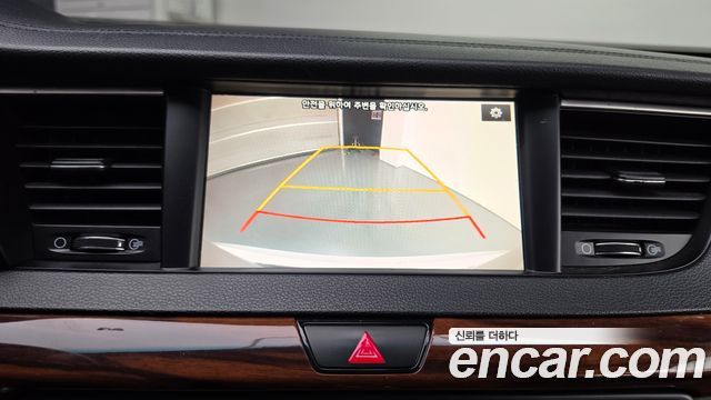 Kia K7 2016 — photo 21