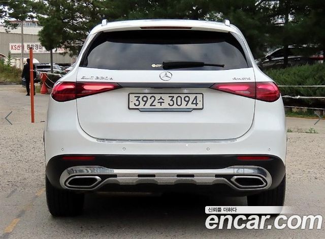 Mercedes-Benz GLC-Class 2023 — photo 4