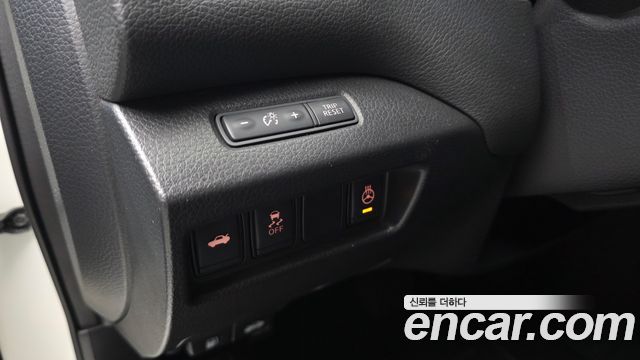 Nissan Altima 2018 — photo 19