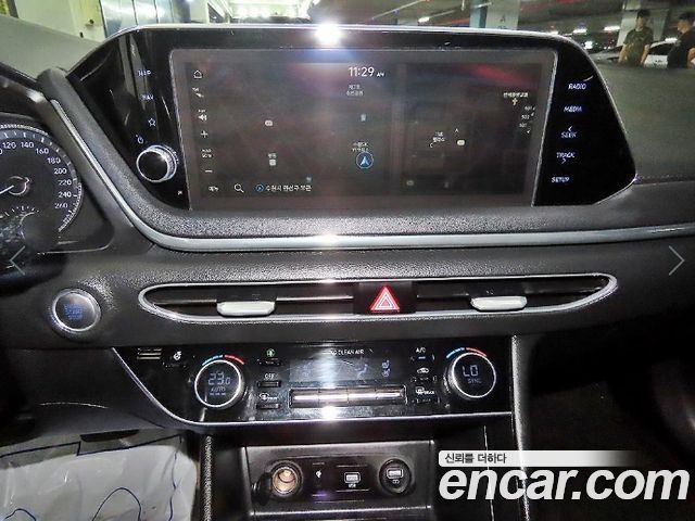 Hyundai Sonata 2020 — photo 11