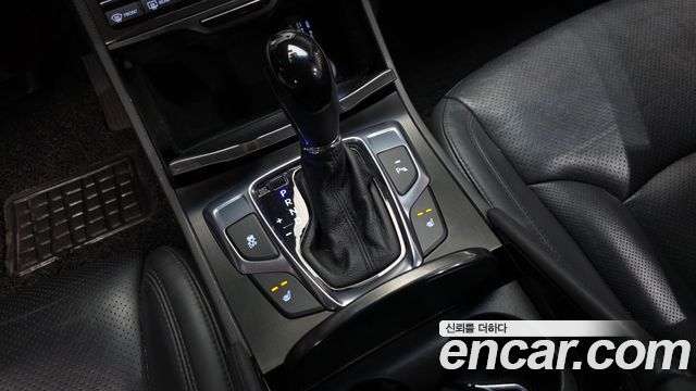 Hyundai Grandeur 2015 — photo 12