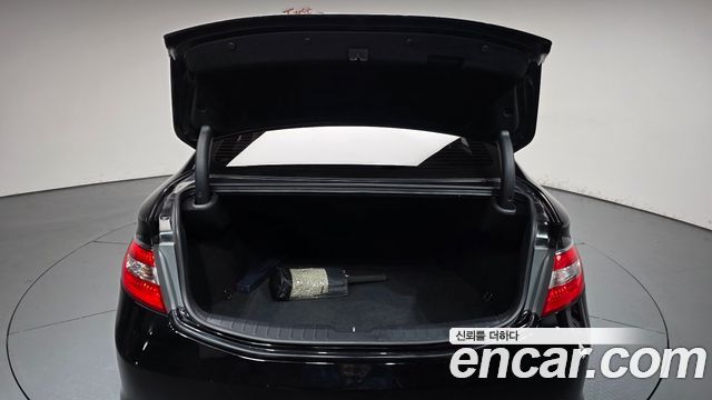 Hyundai Grandeur 2015 — photo 26