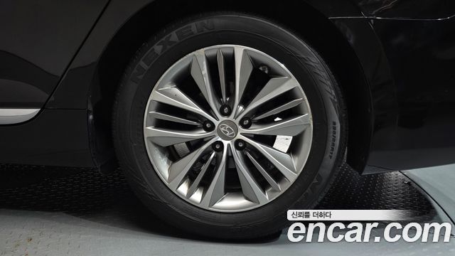 Hyundai Grandeur 2015 — photo 7