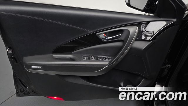 Hyundai Grandeur 2015 — photo 14