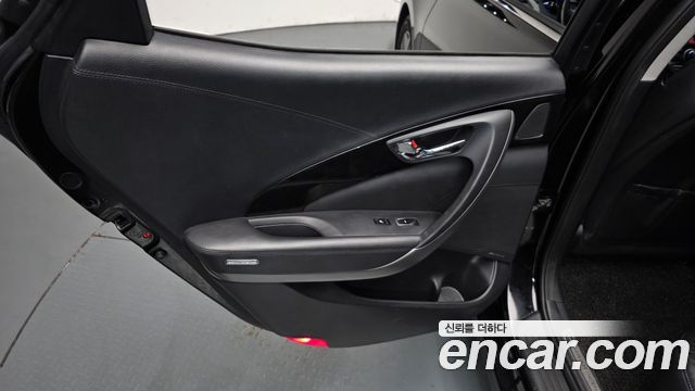 Hyundai Grandeur 2015 — photo 15