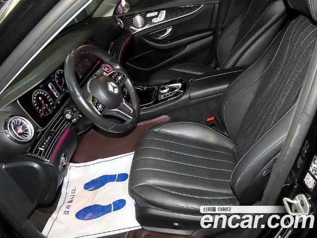 Mercedes-Benz E-Class 2020 — photo 6