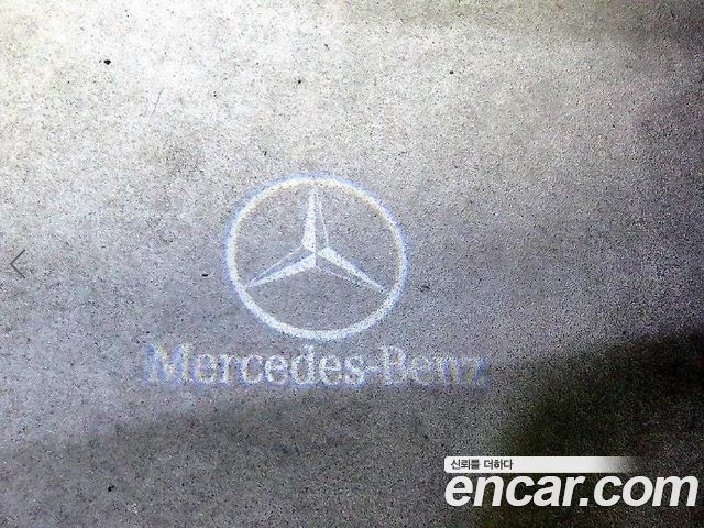Mercedes-Benz E-Class 2020 — photo 13