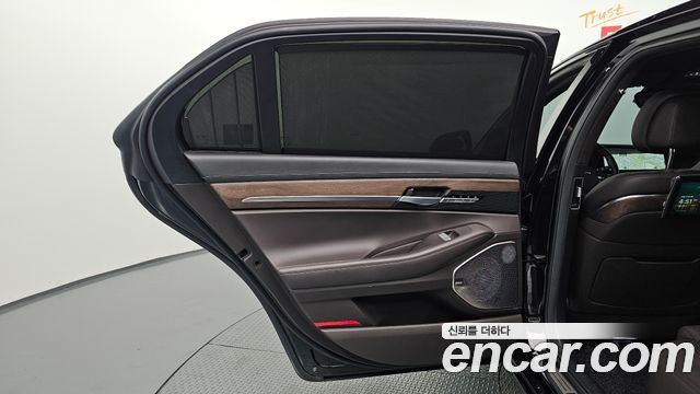 Genesis G90 2021 — photo 15