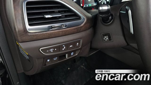 Genesis G90 2021 — photo 34