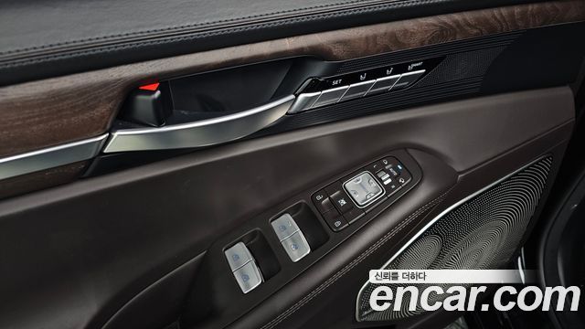Genesis G90 2021 — photo 36