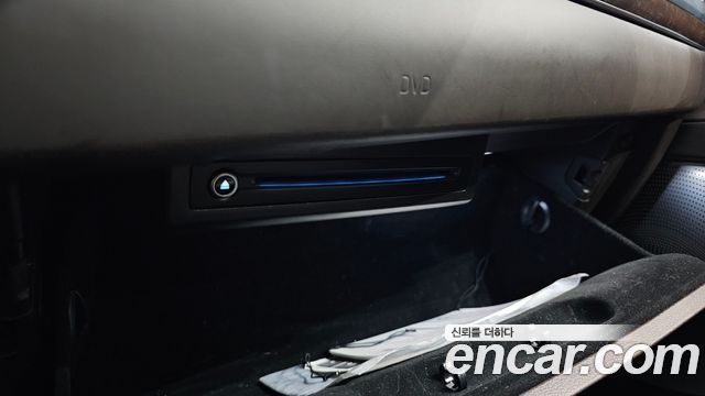 Genesis G90 2021 — photo 37