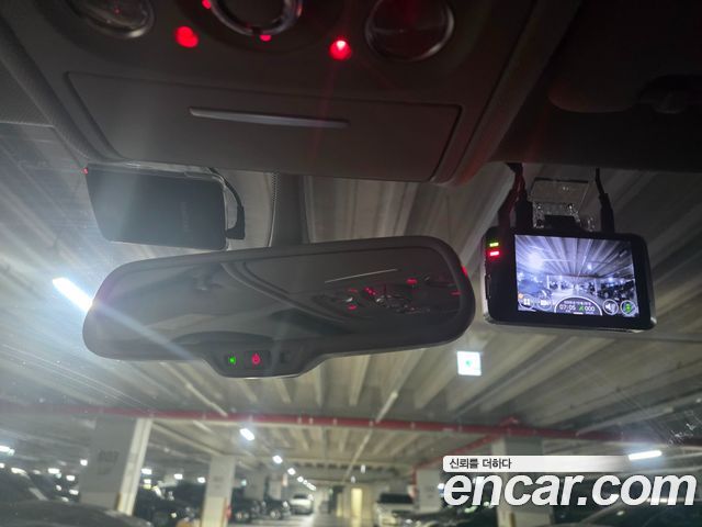 Audi A4 2014 — photo 13