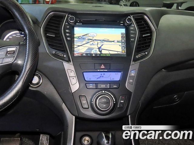 Hyundai Santafe 2013 — photo 11