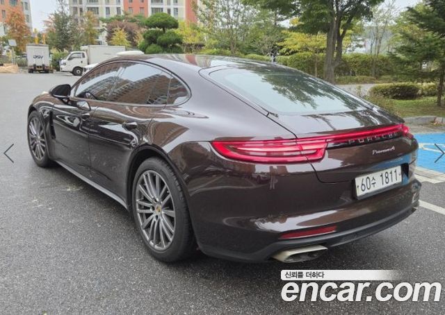 Porsche Panamera 2018 — photo 3