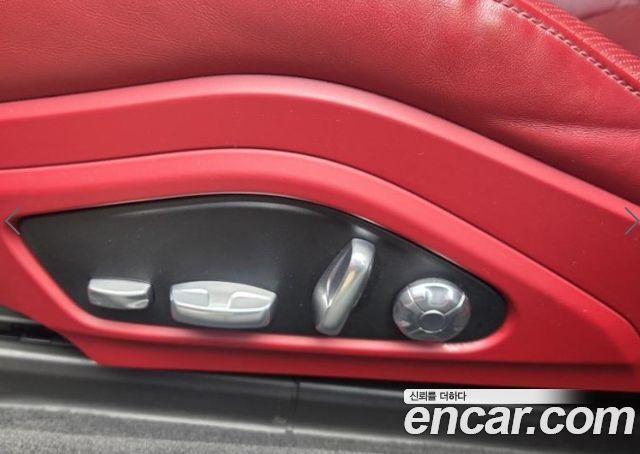Porsche Panamera 2018 — photo 11