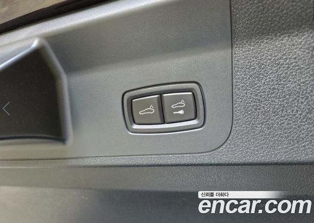 Porsche Panamera 2018 — photo 18