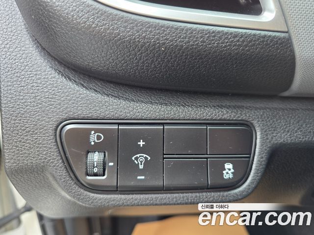 Kia Seltos 2023 — photo 14