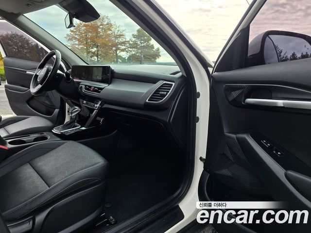 Kia Seltos 2023 — photo 17