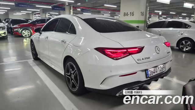 Mercedes-Benz CLA-Class 2023 — photo 3