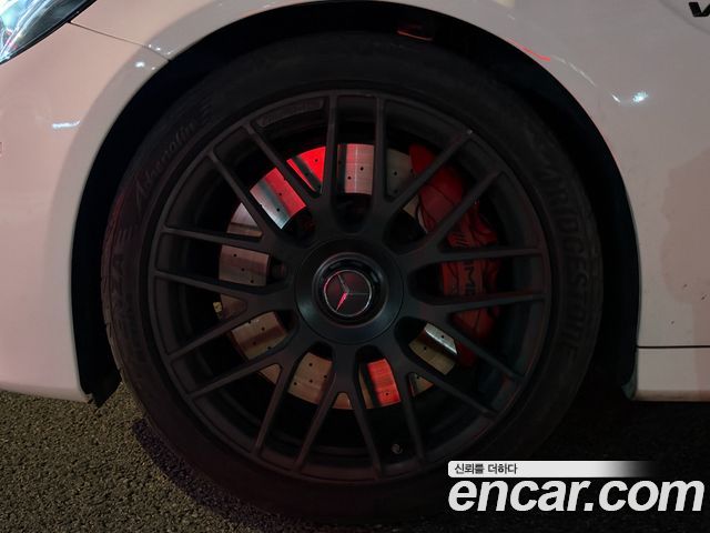 Mercedes-Benz C-Class 2016 — photo 18